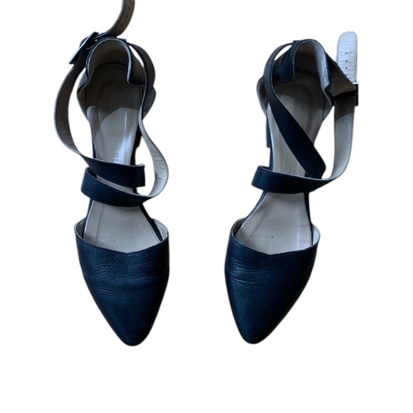Poppy Barley Shoes - Poppy Barley Strappy shoe – Black (Size 7.5) | Ethically Made, Timeless